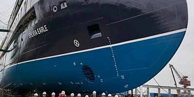 Çinli Gemi Yapımcısı, Yolcu Gemilerini Sunstone'a Teslim Etti