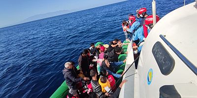İzmir Açıklarında 34 Kaçak Göçmen Kurtarıldı