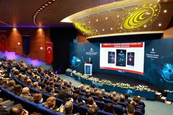 E-Ticaret Hacmi 2025'te 4,6 Trilyon Liraya Ulaştı