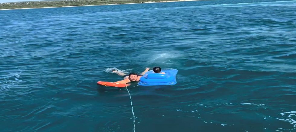 Didim Açıklarında Sürüklenen Çocuk Kurtarıldı