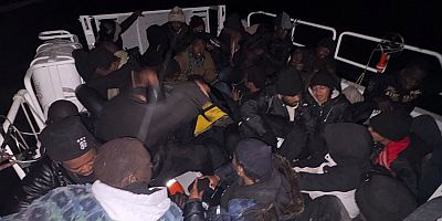 İZMİR AÇIKLARINDA 34 GÖÇMEN KURTARILDI