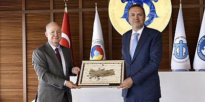 Türk Loydu Vakfı’ndan Deniz Ticaret Odası’na Ziyaret